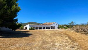 te restaureren dorpsboerderij Benissa Alicante 