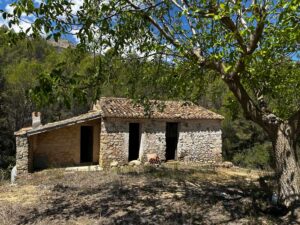 Front-fascade-Finca-Project-Jalon